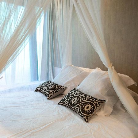 Bali Serenity Balneo Et Lit Rond Lagnieu Esterno foto