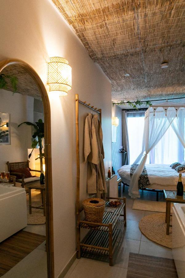 Bali Serenity Balneo Et Lit Rond Lagnieu Esterno foto